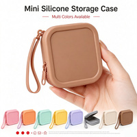 Sac de maquillage en silicone imperméable en gros, petite trousse de toilette carrée de voyage pour rouge à lèvres et câbles de données