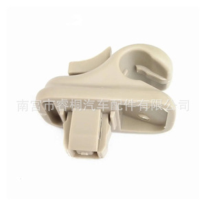 Clip de fixation pour pare-soleil de voiture Shuangxuan 84851-65D00-6GS gris beige en plastique pour Suzuki Swift Alto Vitara Jimny - Product Image 3