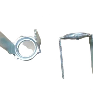 Fabrication de tôles sur mesure, traitement des supports de connexion métalliques - Product Image 2