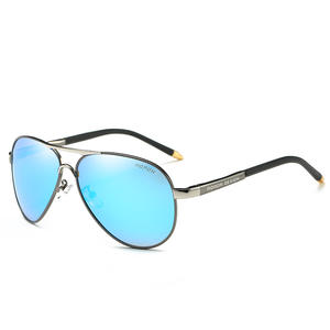 Gafas <span class=keywords><strong>de</strong></span> sol polarizadas con <span class=keywords><strong>lentes</strong></span> <span class=keywords><strong>de</strong></span> aviación clásicas para <span class=keywords><strong>hombre</strong></span> al por mayor 2024, gafas <span class=keywords><strong>de</strong></span> conducción al aire libre Unisex - Product Image 2