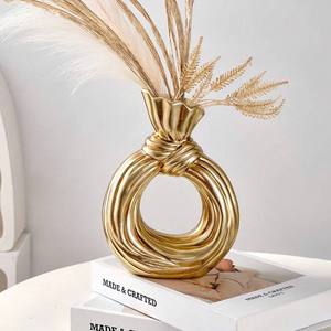 थोक nordic राल <span class=keywords><strong>vases</strong></span> आधुनिक सरल देहाती सिरेमिक <span class=keywords><strong>vases</strong></span> क्यूब बर्तन और <span class=keywords><strong>vases</strong></span> गहने घरेलू सजावट - Product Image 1