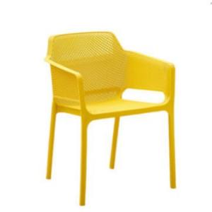 Silla de jardín de plástico con malla amarilla, mueble de exterior con reposabrazos para patio o balcón. - Product Image 1