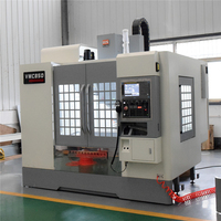Centre d'usinage vertical CNC VMC850 3 axes, nouveau modèle, machine de fraisage CNC robuste