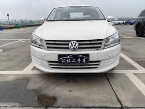 Volkswagen <span class=keywords><strong>Santana</strong></span> 1.6L Compact Sedan d'<span class=keywords><strong>occasion</strong></span> 2015, essence, boîte manuelle 5 vitesses, 5 places, édition Style, véhicule d'<span class=keywords><strong>occasion</strong></span> - Product Image 3