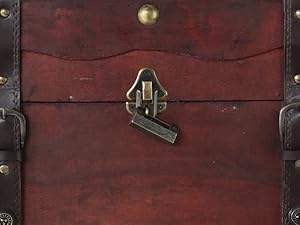 Tronco <span class=keywords><strong>de</strong></span> madera <span class=keywords><strong>de</strong></span> <span class=keywords><strong>cedro</strong></span> <span class=keywords><strong>de</strong></span> alta resistencia con tapa bloqueable y herrajes <span class=keywords><strong>de</strong></span> aluminio Solución cuadrada aromática para almacenamiento <span class=keywords><strong>de</strong></span> ropa a prueba <span class=keywords><strong>de</strong></span> polillas - Product Image 4