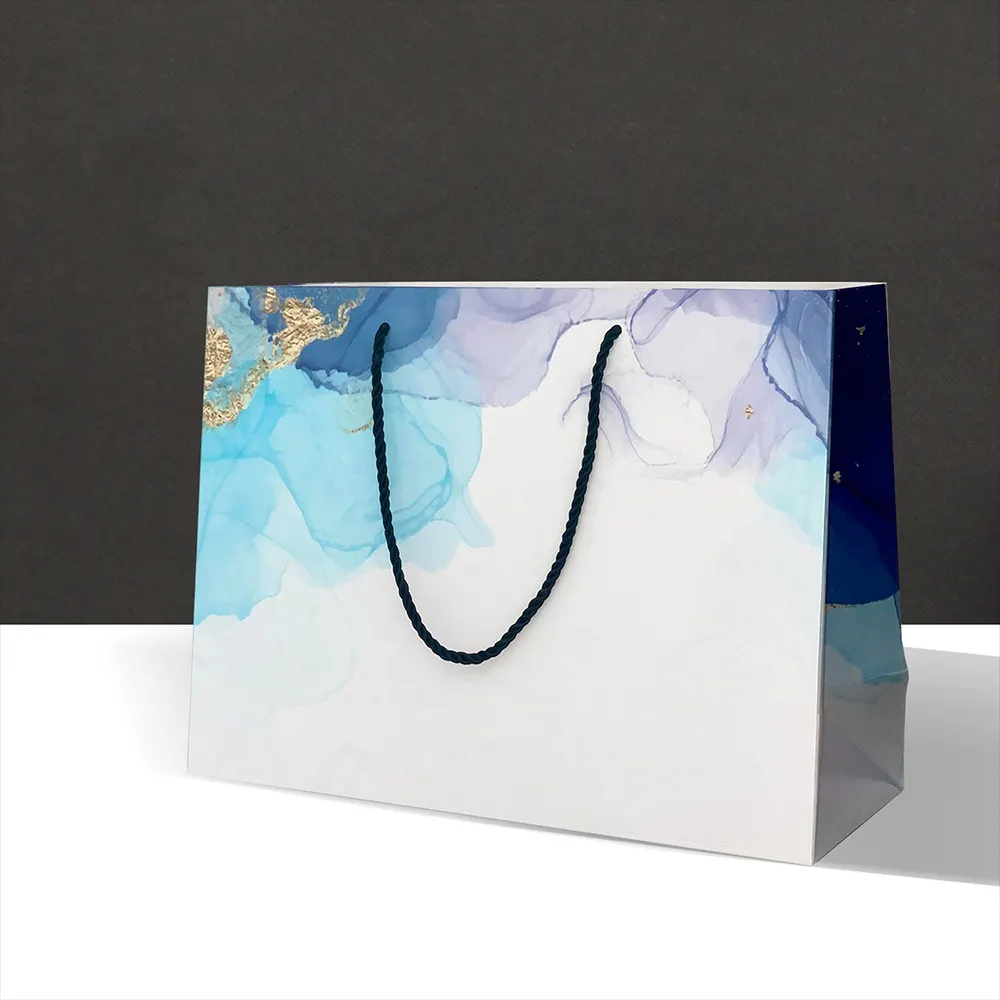 Nice Recyclable Laminated Die-Cut Cosmetic Shopping Carton Beautiful Personalized Logo Good Use Paper Bags