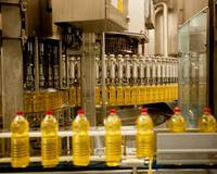 Ligne de production complète automatique de bouteilles d'eau minérale en plastique PET, machine de remplissage d'eau en bouteille