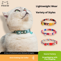 Collier tressé réglable pour chat avec clochette, boucle de sécurité anti-étranglement détachable, ornement pour animal de compagnie