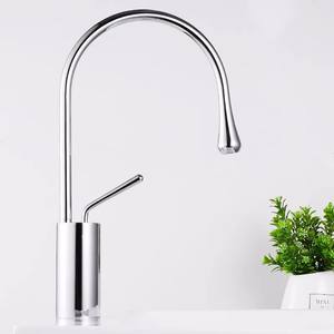 Robinet de lavabo de salle de bain pivotant en laiton chromé, style nordique, monotrou, avec cartouche céramique pour <span class=keywords><strong>eau</strong></span> chaude et froide, design minimaliste et à <span class=keywords><strong>d</strong></span>ébit contrôlé - Product Image 3