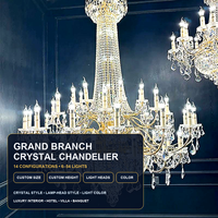 Lustres et suspensions personnalisés en cristal de luxe pour hôtels, projets les plus vendus pour escaliers de maison à plafond haut