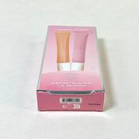 Baume à lèvres hydratant et teinté double style rose doux, lot de 2 pièces, effet éclatant, parfum gâteau d'anniversaire et fraise, texture soft serve