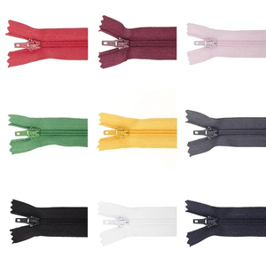 Lanke Logo Größe Farbiger Endlos-Reißverschluss mit Automatischer Verriegelung Lange Kette Nylon-Reißverschluss # <span class=keywords><strong>3</strong></span> 20cm Automatisch Verriegelndes Geschlossenes Ende - Product Image 4