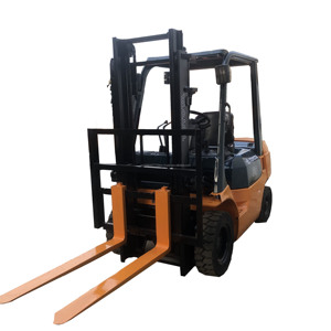 Montacargas Usado FDN30 de 3 Toneladas, Mini Montacargas Diésel Japonés para Silvicultura, Modelo 2022, 1 Año de Garantía - Product Image 1