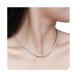 Collier ras du cou en argent sterling 925 plaqué rhodium, chaîne tennis sertie de moissanite taille brillant 0,6 ct 2,5 mm, chaînes glacées - Product Image 1