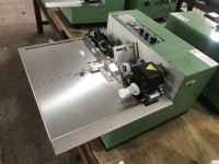 Mesin Kode Tanggal Kustom Berbahan Baja Tahan Karat Tanpa Penumpukan Material Fitur Hemat Energi untuk Kantong Berdiri Layanan ODM