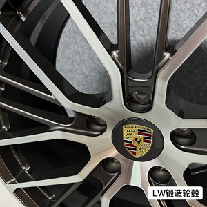 Jantes en alliage forgé 5x120 de 20 pouces avec jantes à 26 rayons Finition noire mate en état neuf - Product Image 6