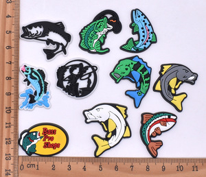 Dijes de PVC al por Mayor con Forma de Tiburón, Personalizables, para Decoración de Fundas de Celular, Accesorios Religiosos, Musicales y de Amor - Product Image 2