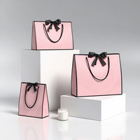 Sac de shopping en carton écologique de luxe avec logo personnalisé imprimé, poignée et ruban, pour vêtements et chaussures, prix d'usine