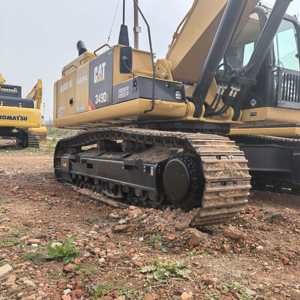 รถขุดมือสอง CAT349D 49 ตัน ลดราคาพิเศษ พร้อมเครื่องยนต์ Caterpillar ปั๊มไฮดรอลิก และเกียร์บ็อกซ์ มีสินค้าในสต็อก พร้อมจัดส่ง - Product Image 2