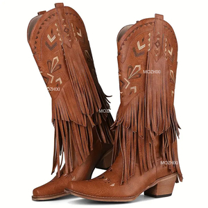 Botas de vaquero occidentales para mujer Elegantes botas de borla de piel sintética de tacón grueso con punta en pico a media pantorrilla para <span class=keywords><strong>la</strong></span> vaquera moderna - Product Image 1