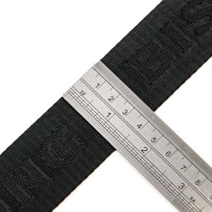 สายรัดผ้าทอสีดำแบบกำหนดเอง ขนาด 1.5 นิ้ว 38 มม. สายรัดแบบ Jacquard รีไซเคิล สายรัดผ้าทอแบบกำหนดเอง สายรัดผ้าทอแบบ Debossed สำหรับกระเป๋าเป้สะพายหลังและกระเป๋าถือ - Product Image 5