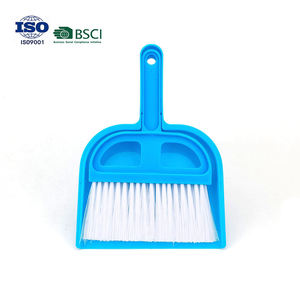 Petit balai portable avec pelle à poussière <span class=keywords><strong>et</strong></span> brosse, nettoyeur de table <span class=keywords><strong>et</strong></span> de bureau, outil de nettoyage manuel pour clavier, ensemble mini pelle <span class=keywords><strong>et</strong></span> brosse en plastique - Product Image 3