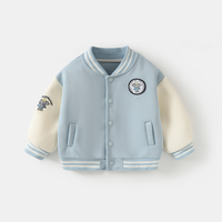 Blouson en mélange de coton pour bébés et jeunes enfants, style universitaire, bicolore, à boutons-pression, col côtelé rayé, avec écusson sur la poitrine, pour le printemps et l'automne