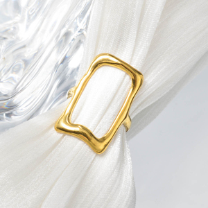 แหวนแต่งงานสแตนเลสสตีลชุบทอง 18K แฟชั่นทันสมัยสำหรับผู้หญิง - Product Image 2