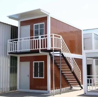 Maison en conteneur de luxe triangulaire préfabriquée à montage rapide Villa moderne Kits de cabane en rondins République dominicaine