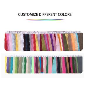 Vente en gros de capes lisses à double couche pour enfants et adultes avec logo personnalisé - Product Image 6