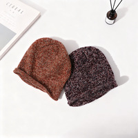 Bonnet en pure laine pour femme, tricoté épais, multicolore, chaud pour l'hiver, style pull, avec blocs de couleur et motif jacquard