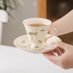 Juego <span class=keywords><strong>de</strong></span> Taza y Platillo <span class=keywords><strong>de</strong></span> Porcelana Hechos a Mano <span class=keywords><strong>de</strong></span> Estilo Rústico Vintage, Exquisito Juego <span class=keywords><strong>de</strong></span> Regalo Europeo para el Té <span class=keywords><strong>de</strong></span> la Tarde Francés - Product Image 2