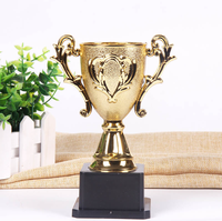 Wenzhou Usine Ventes Directes En Plastique Artisanat Étoile Trophée Mini Trophée Prix Maternelle Sport Compétition Prix Trophée Personnalisé