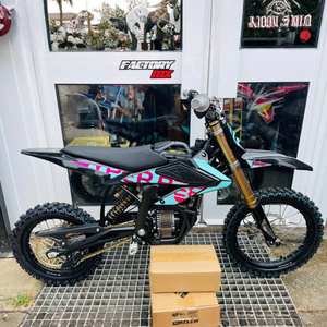 Motocicleta eléctrica todoterreno Surron Hyper Bee 5000W 50.4V con cuadro de aleación de aluminio forjado y batería de 25Ah - Product Image 1