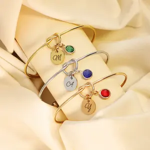 Nome personalizzato bracciale nodo Love Knot braccialetto iniziale Birthstone per le donne braccialetto di coppia personalizzato