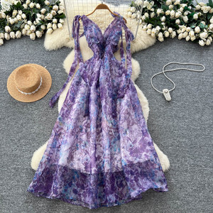 Vestido estampado de lujo, vestido estampado en la cintura con lazo, vestido acampanado de malla de gasa con detalles de diseño y dobladillo acampanado - Product Image 2