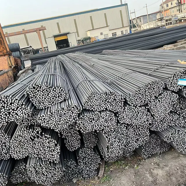 थोक विक्रेता एएसटीएम 6 8 10 12 16 18 24 मिमी धातु लौह विकृत स्टील रॉड कंक्रीट प्रबलित प्रबलित स्टील बार्स रेबार
