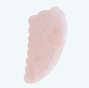 Grand Gua Sha en quartz rose et jade, couleur rose, avec dents, pour le corps - Product Image 1