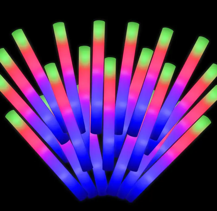 Logo-Druck Blink effekt Leuchten Sie Schaumstoff stifte 48 X4cm LED-Schaum-Leuchtstäbe Benutzer definierte LED-Schaumstoff stifte für Partys