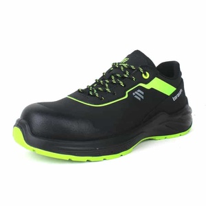 Calzado <span class=keywords><strong>de</strong></span> <span class=keywords><strong>Seguridad</strong></span> para Personal <span class=keywords><strong>de</strong></span> Tierra <span class=keywords><strong>de</strong></span> Aeropuertos con Suela Antiestática y S1 ESD - Product Image 1