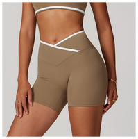 Celana Pendek Yoga High-Waisted Model Cross-Waist, Ketat, Sensasi Kulit Telanjang, Efek Mengangkat Bokong, Celana Olahraga Wanita untuk Fitness