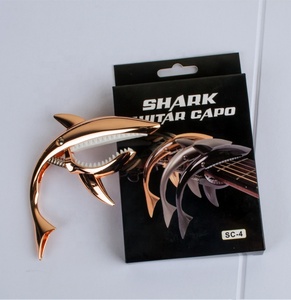 Pretty Cool New Material Shark Guitar Capo para guitarra eléctrica acústica clásica ukelele Zinc Metal con logotipo personalizado bolsa de transporte - Product Image 4