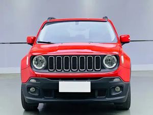 <span class=keywords><strong>Jeep</strong></span> <span class=keywords><strong>Renegade</strong></span> SUV Automático Usado 2017 2018 <span class=keywords><strong>2019</strong></span> con Personalización Interior - Product Image 2