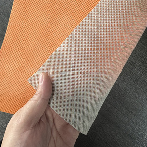Membrane composite imperméable et respirante à trois couches de 120 g/m² et 150 g/m² pour l'isolation des maisons en bois - Product Image 3