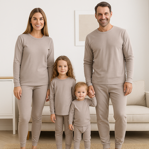 Set <span class=keywords><strong>Pigiama</strong></span> Natalizio 2026 Personalizzato in <span class=keywords><strong>Cotone</strong></span>, Abbigliamento da Casa Rosso 2 Pezzi, Pigiami Coordinati per Famiglia, Abbigliamento Invernale da Notte per Donne - Product Image 2