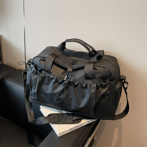 Bolsos de Viaje de Gran Capacidad para Distancias Cortas, Bolsa de Hombro Deportiva con Separación para Artículos Húmedos y Secos, para Viajes Cortos, Natación y Gimnasio - Product Image 1