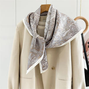 Chal Cuadrado Grande de Seda 100% con Estampado de Personajes Animales de Doble Cara, Estilo Vintage, 90 cm, 18 Um, para Mujer - Product Image 1