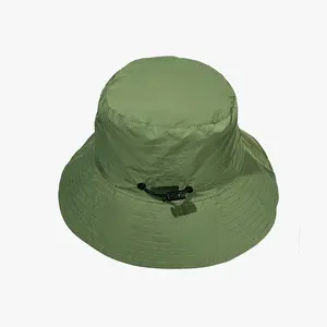 时尚梅赛德斯printe个性化军事运动马海毛服装通风补丁桶帽