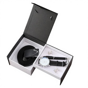 Set Regalo da <span class=keywords><strong>Uomo</strong></span> Fancyyc: <span class=keywords><strong>Cintura</strong></span> in Pelle PU, <span class=keywords><strong>Portafoglio</strong></span> e Orologio al Quarzo <span class=keywords><strong>con</strong></span> Lancette Decorative - Regalo per la Festa del Papà - Product Image 1