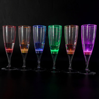 Vaisselle de fête en plastique étanche à LED activée par liquide pour verres, lot de 6, couleurs personnalisables, pour mariages, bars, clubs, événements